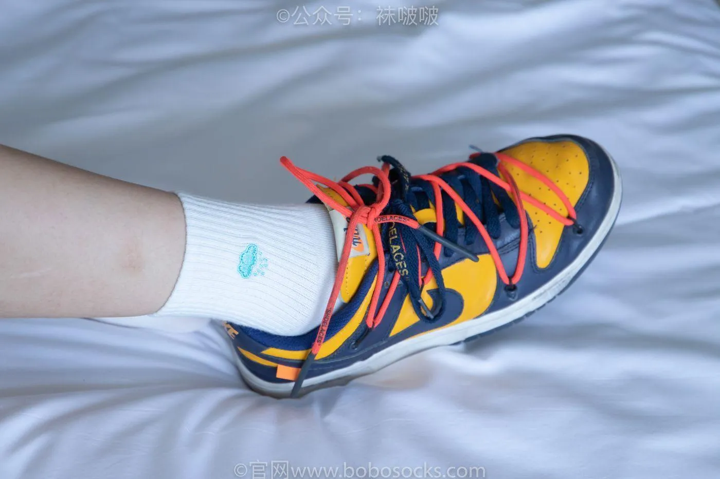 [BoBoSocks袜啵啵]NO.009 果冻-耐克板鞋、白棉袜、裸足 [130P]插图1
